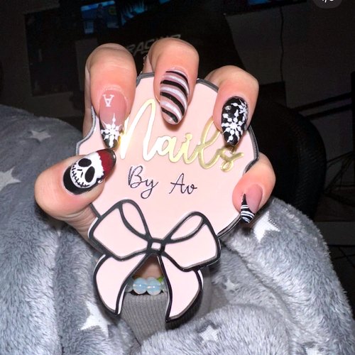 Nail art by Ava