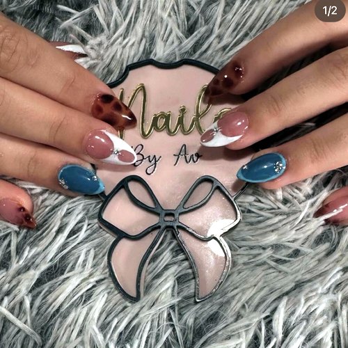 Nail art by Ava