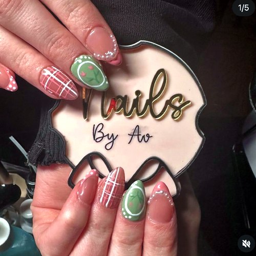 Nail art by Ava